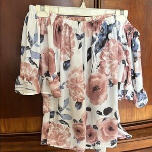 Floral Off-Shoulder top